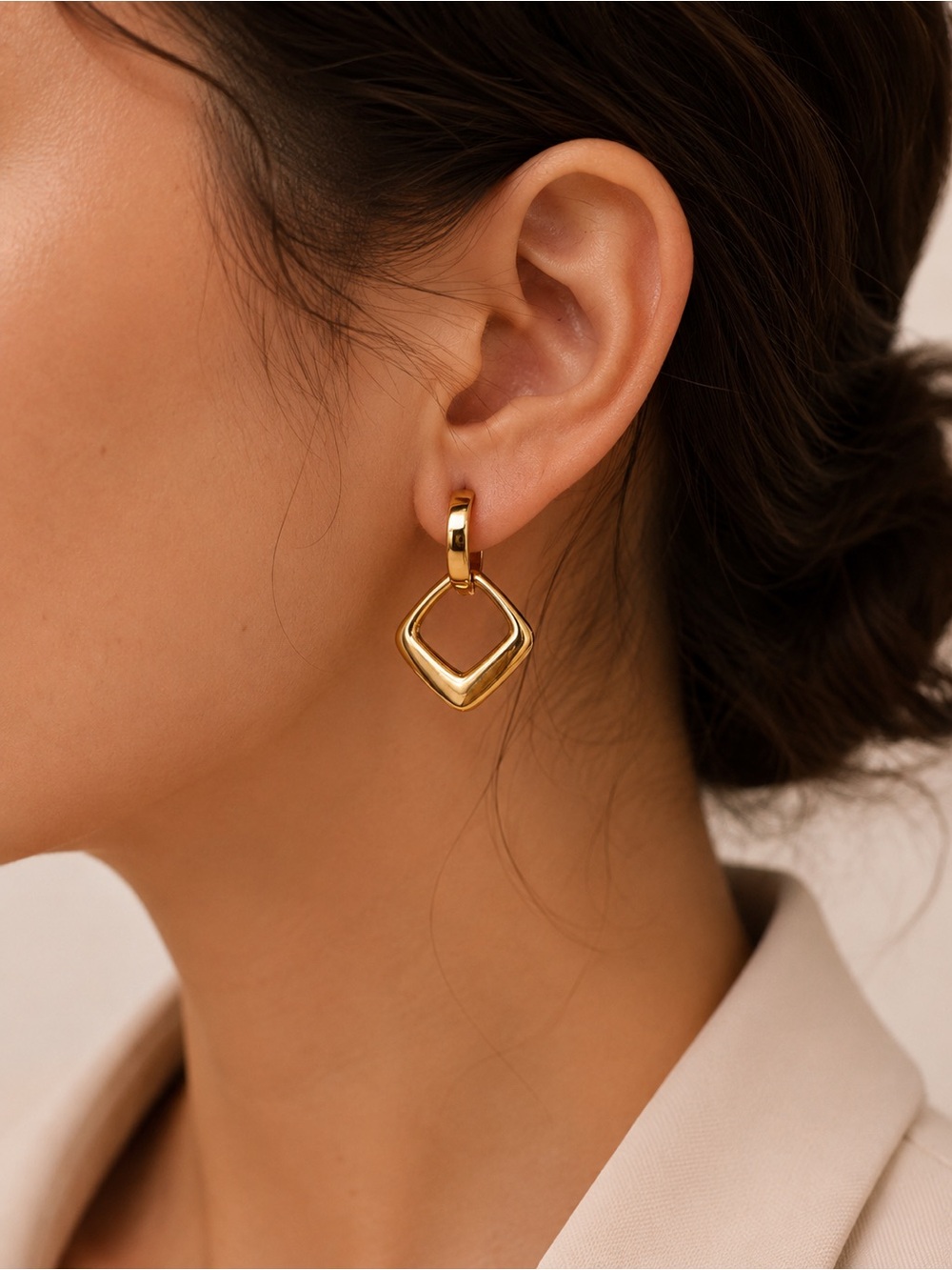 18K Gold Plated Square Hoop Earrings 316 Stainless Steel PVD Coated Gift for Her - Picture 4 of 4